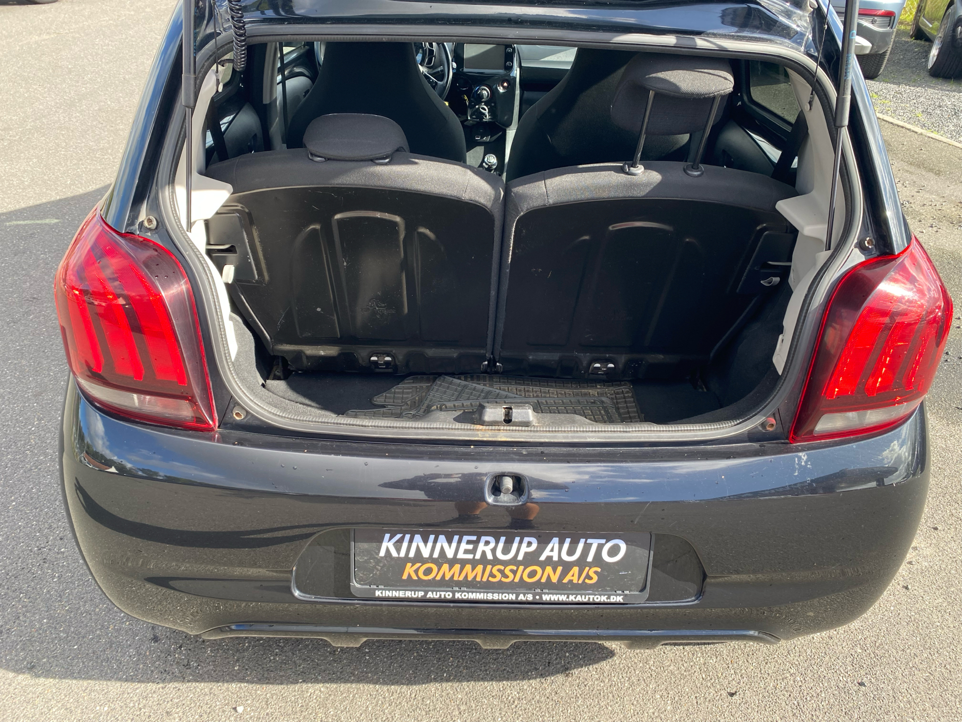 Billede af Peugeot 108 1,0 e-Vti Black Edition 69HK 5d