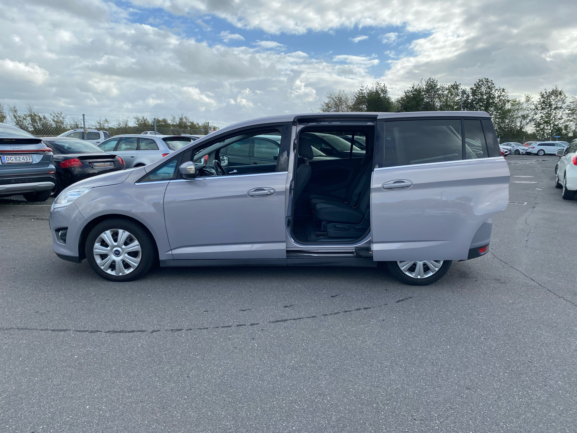 Billede af Ford Grand C-MAX 1,6 TDCi Trend 115HK 6g