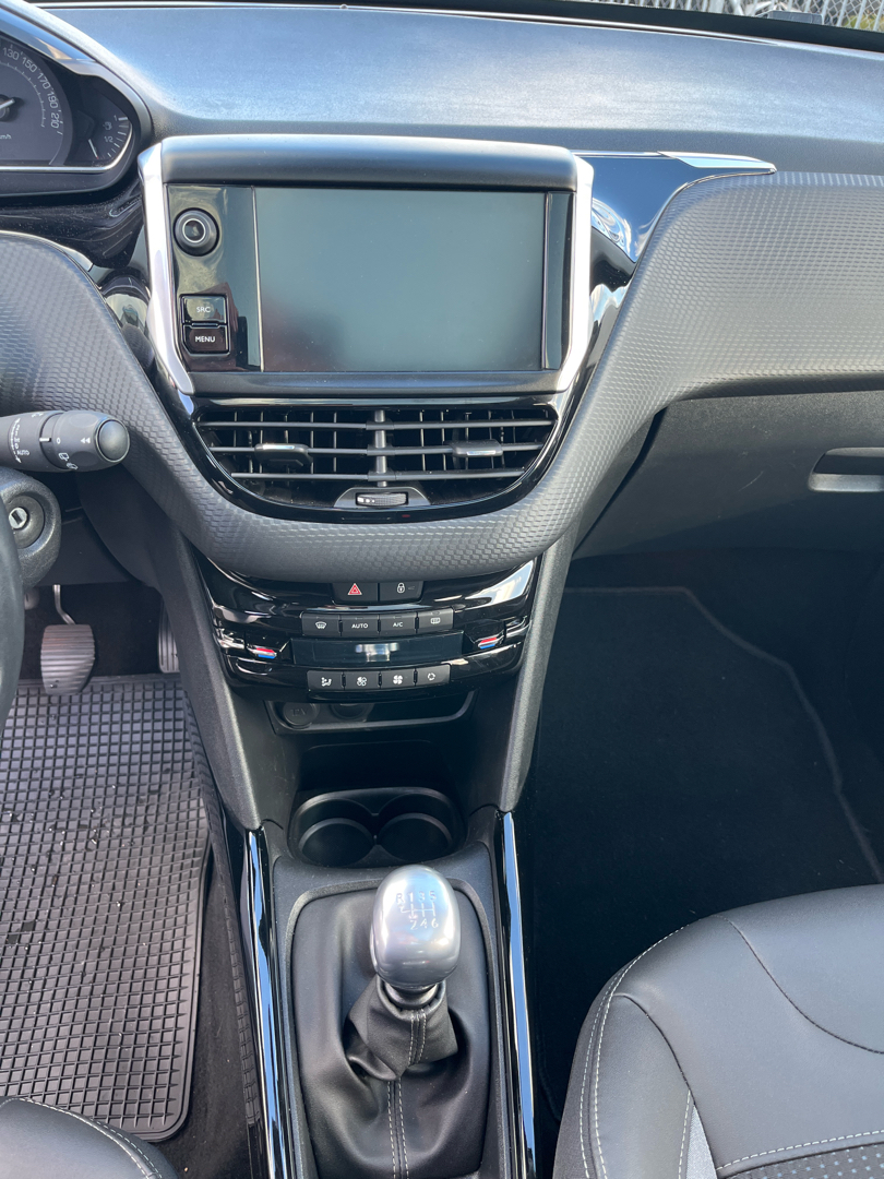 Billede af Peugeot 2008 1,2 PureTech Exclusive Plus 130HK 5d 6g