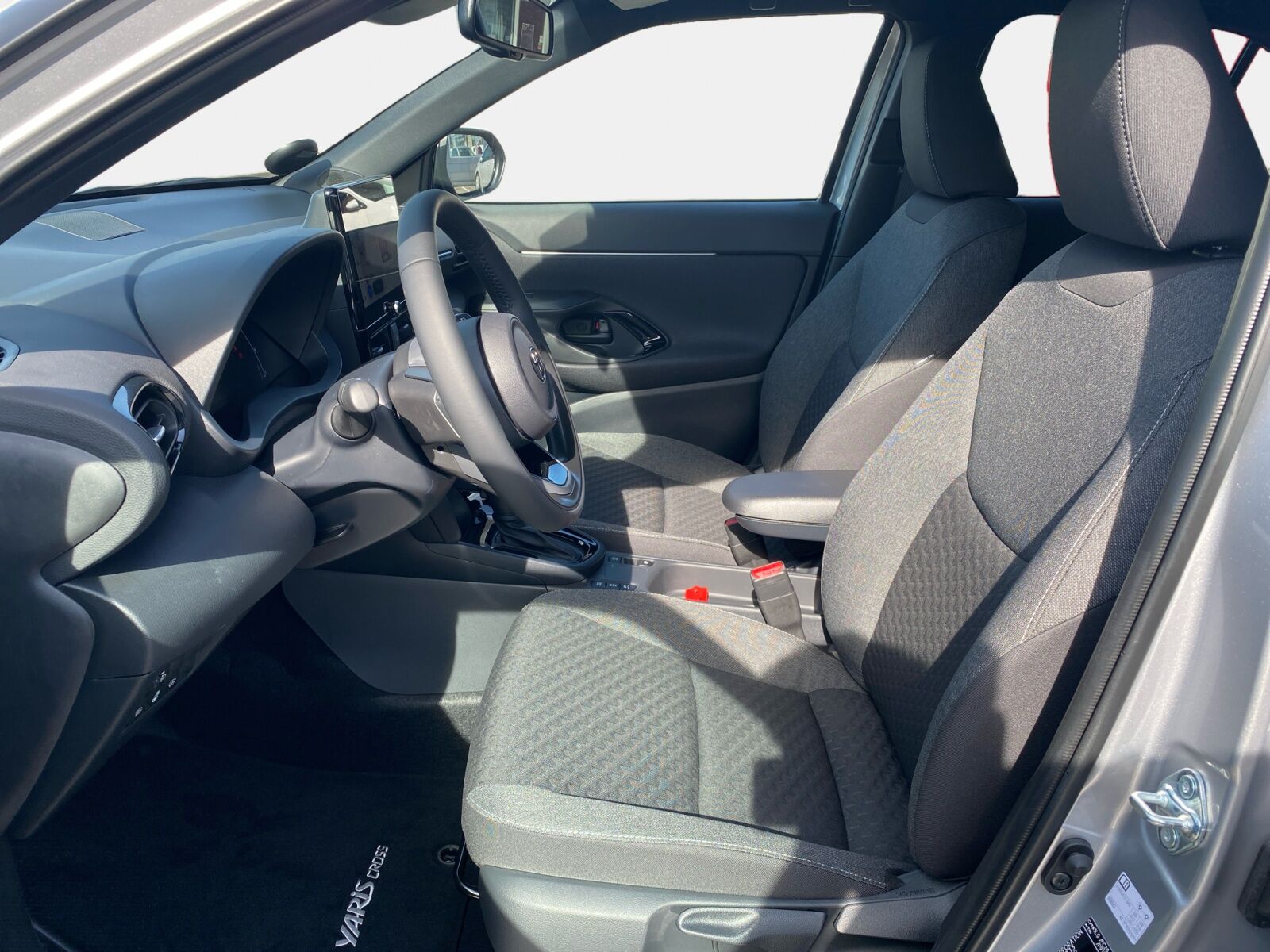 Billede af Toyota Yaris Cross 1,5 Hybrid Style Comfort 116HK 5d Trinl. Gear