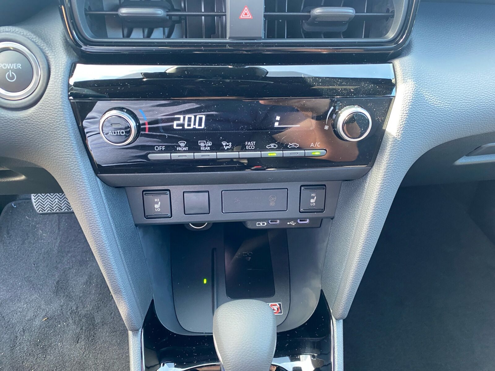 Billede af Toyota Yaris Cross 1,5 Hybrid Style Comfort 116HK 5d Trinl. Gear