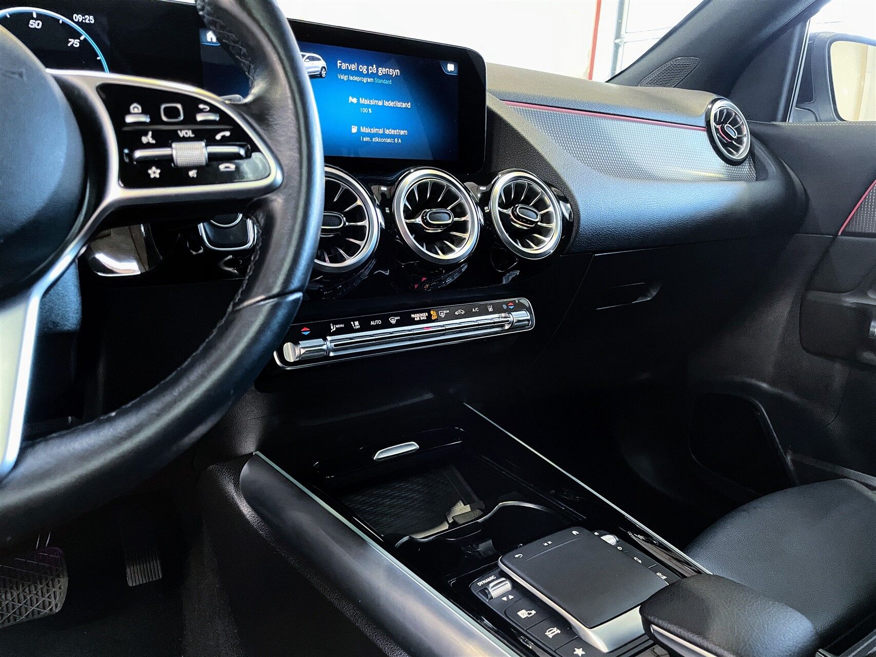 Billede af Mercedes-Benz EQA 250 EL 190HK 5d Aut.