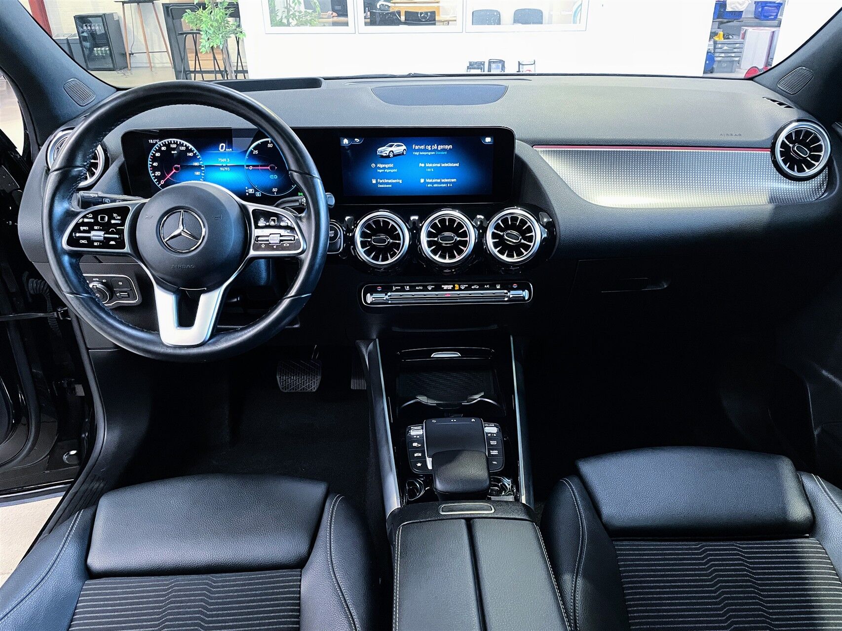 Billede af Mercedes-Benz EQA 250 EL 190HK 5d Aut.