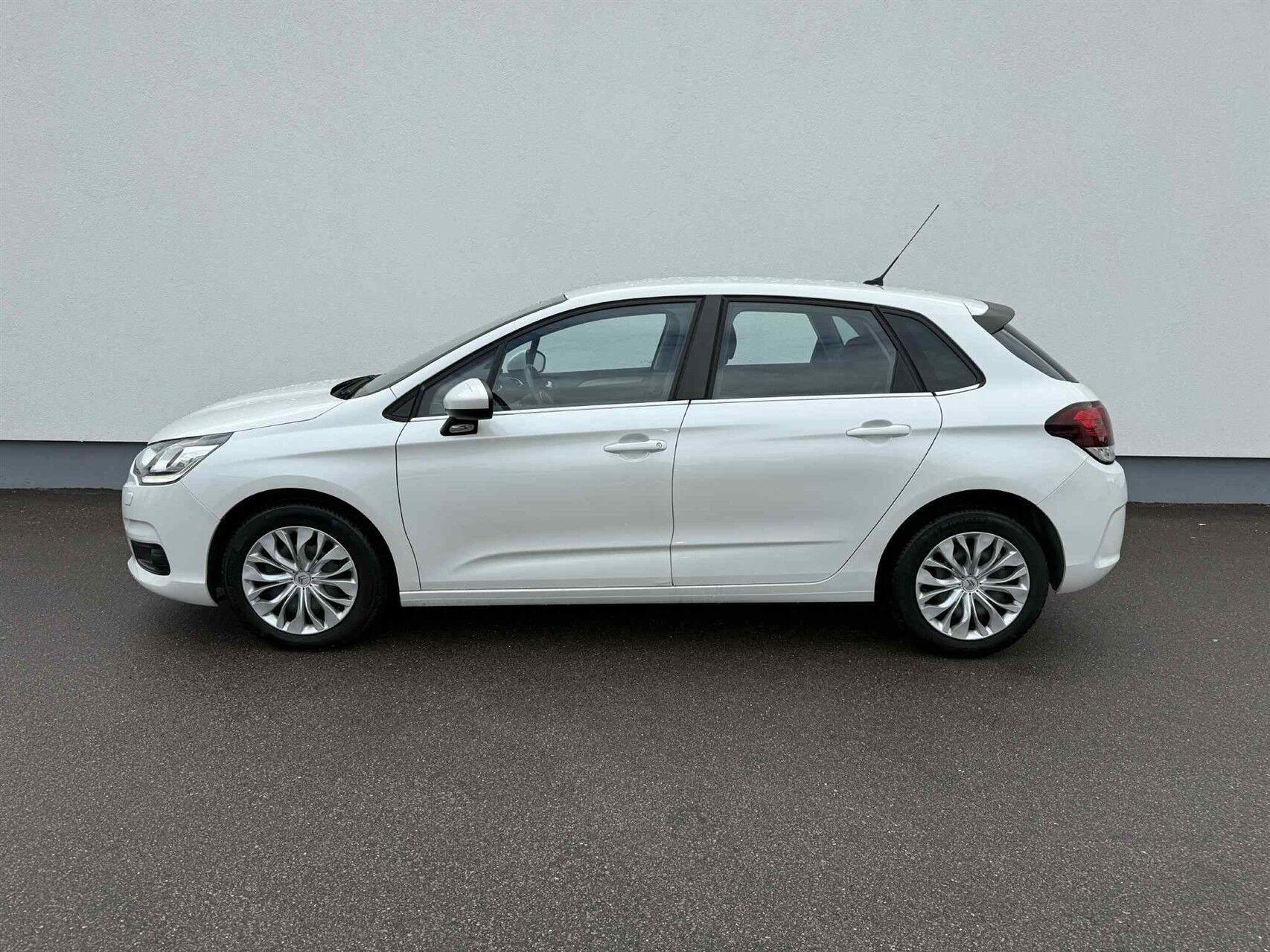 Billede af Citroën C4 1,6 Blue HDi Cool start/stop 100HK 5d