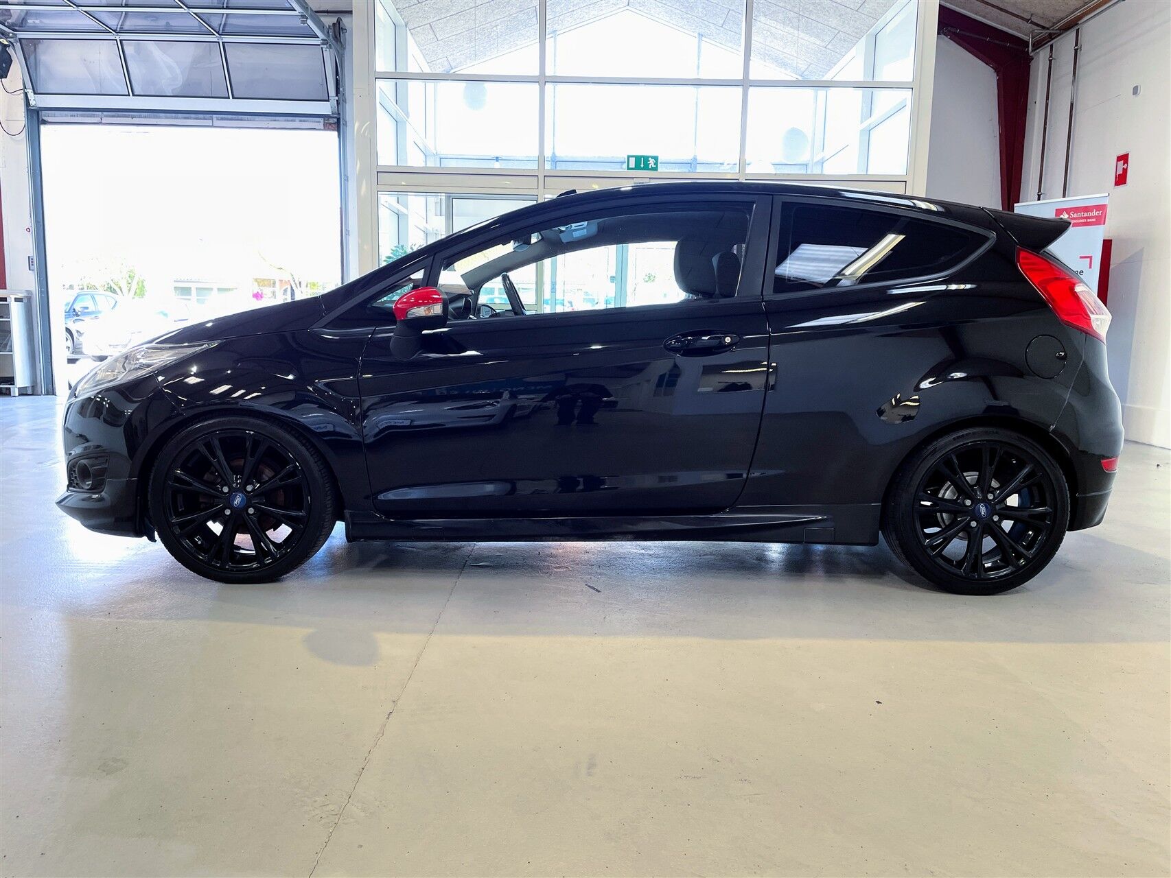 Billede af Ford Fiesta 1,0 EcoBoost Black Edition Start/Stop 140HK 3d