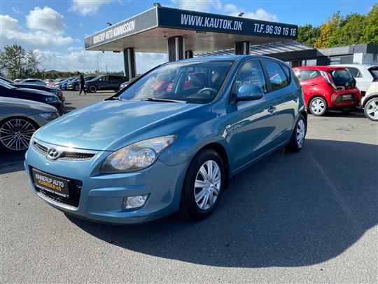 Hyundai i30 1,4 Comfort 109HK 5d