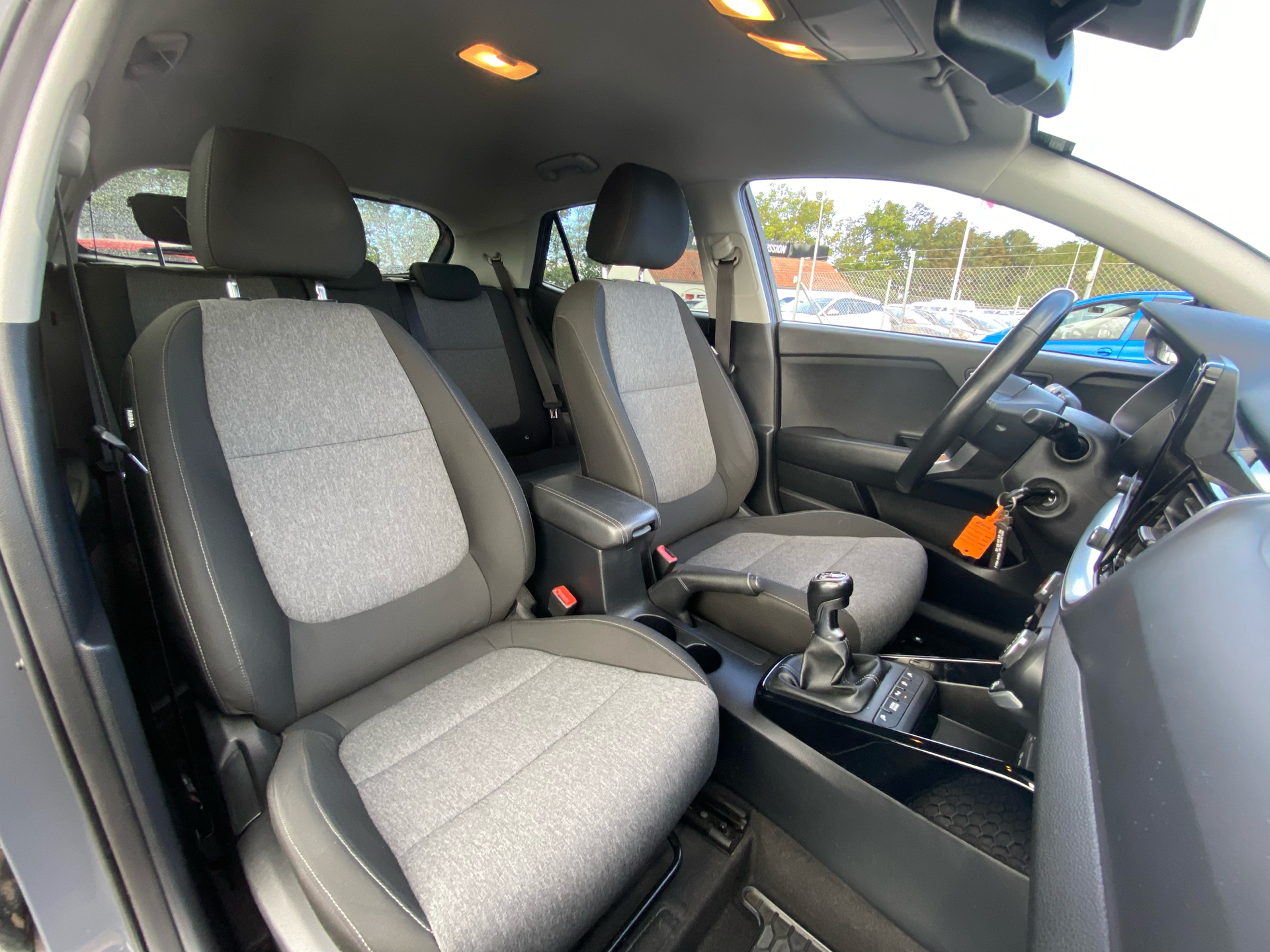 Billede af Kia Stonic 1,0 T-GDI  Mild hybrid Prestige m/Upgrade 100HK 5d 6g