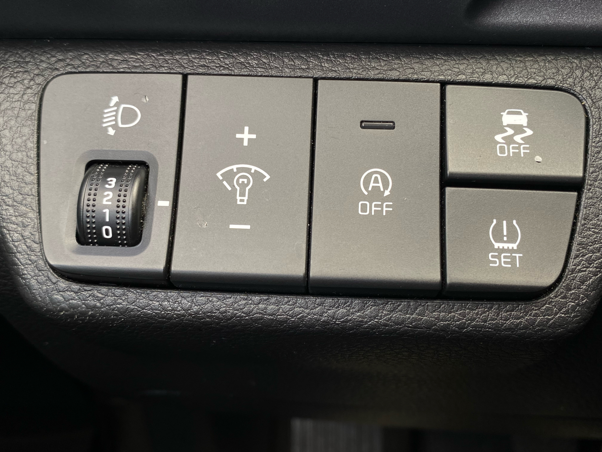 Billede af Kia Stonic 1,0 T-GDI  Mild hybrid Prestige m/Upgrade 100HK 5d 6g