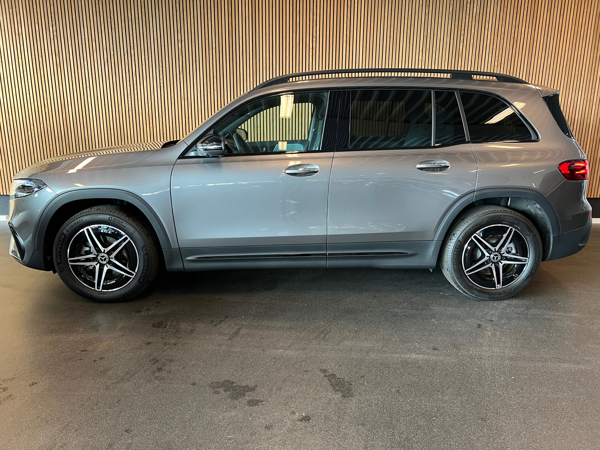 Billede af Mercedes-Benz EQB 250+ EL AMG Premium 190HK 5d Aut.