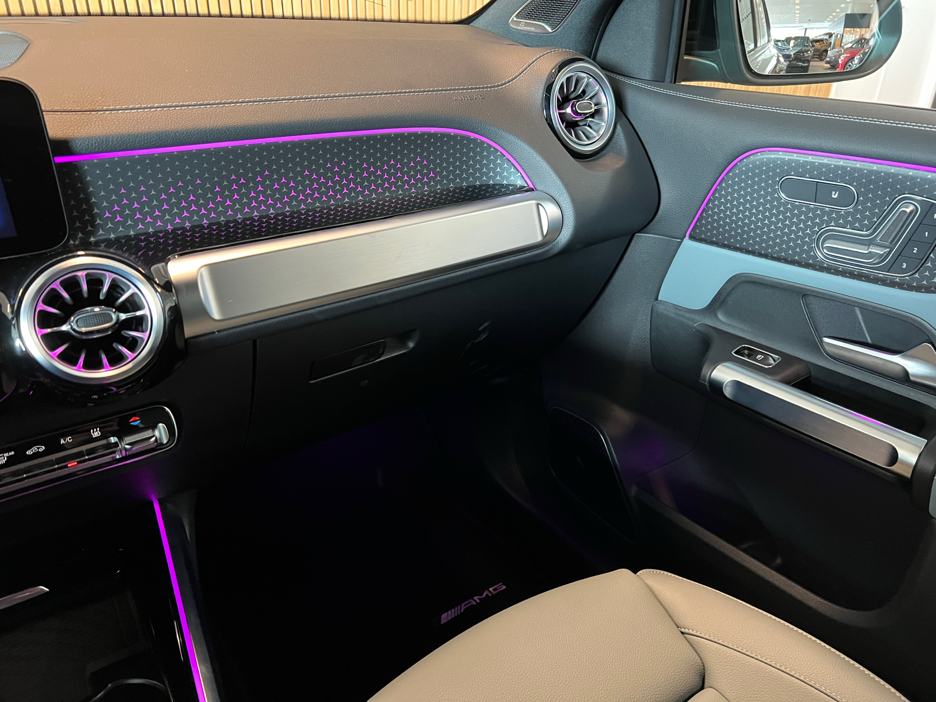Billede af Mercedes-Benz EQB 250+ EL AMG Premium 190HK 5d Aut.