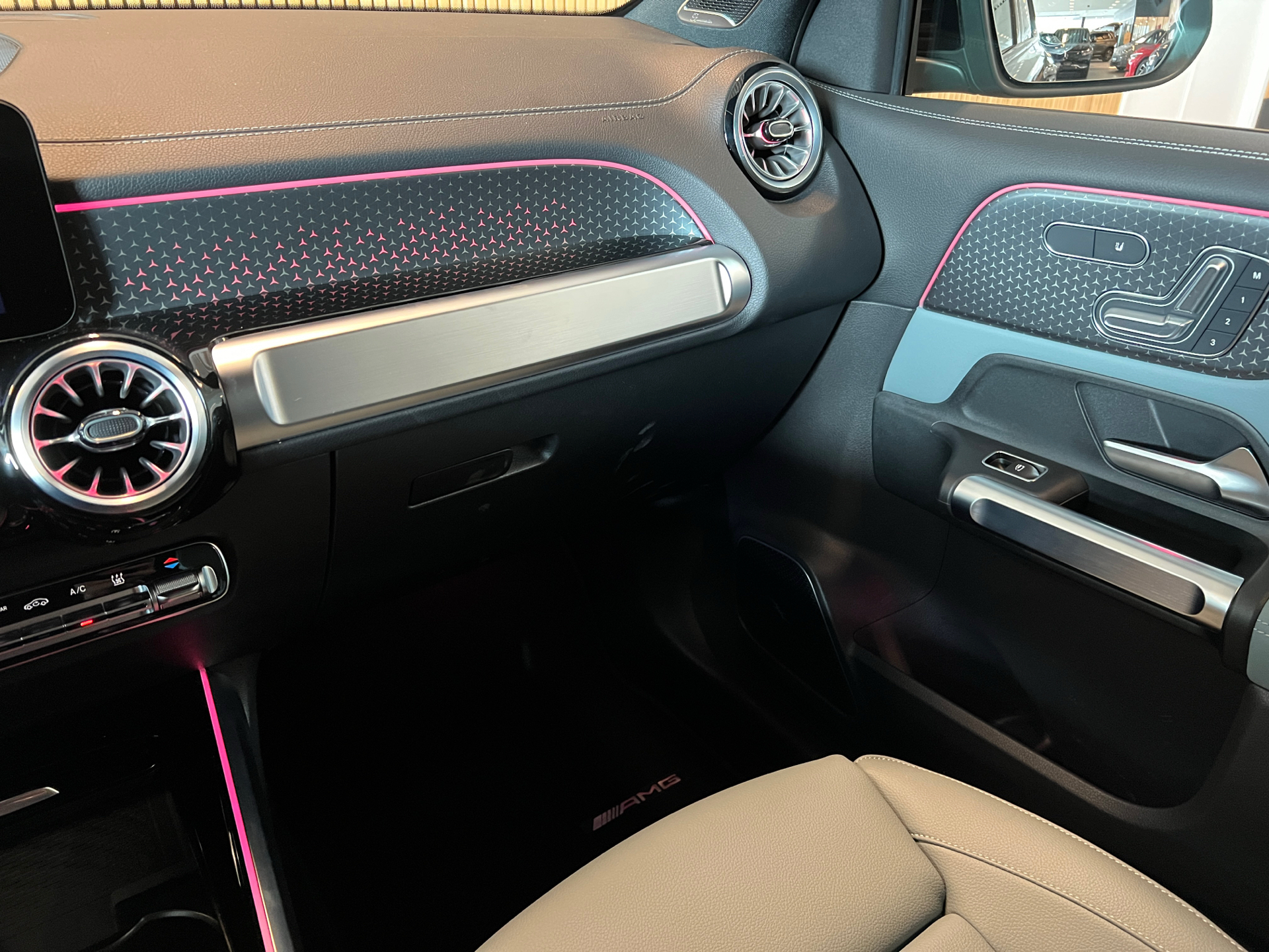 Billede af Mercedes-Benz EQB 250+ EL AMG Premium 190HK 5d Aut.