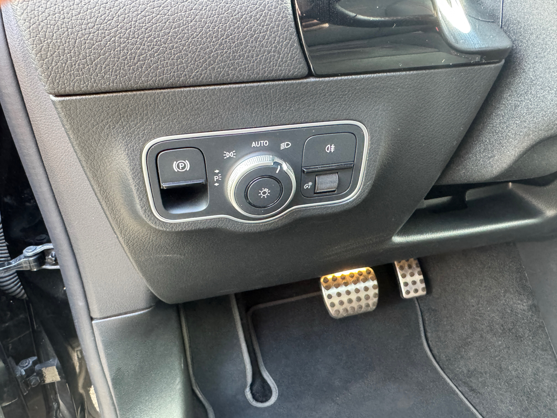 Billede af Mercedes-Benz EQA 250+ EL AMG Line 190HK 5d Aut.