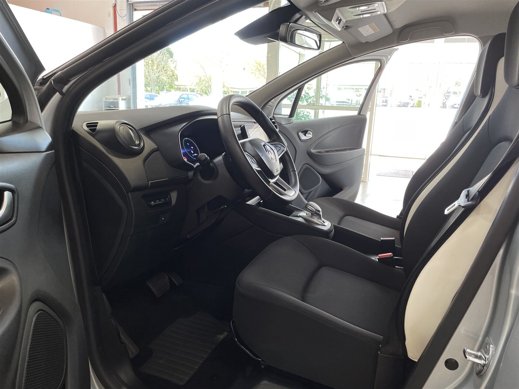 Billede af Renault Zoe 52 kWh Business 109HK 5d Aut.
