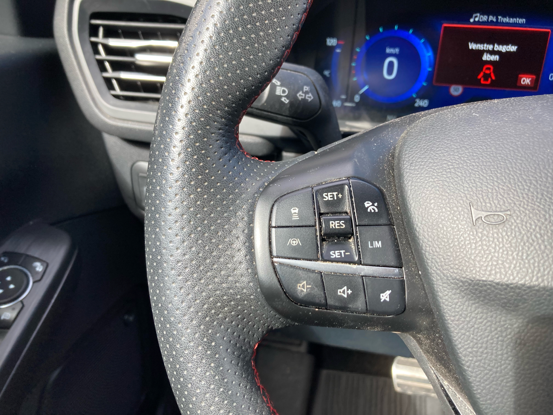 Billede af Ford Kuga 2,5 Plugin-hybrid ST-Line X CVT 225HK 5d Trinl. Gear