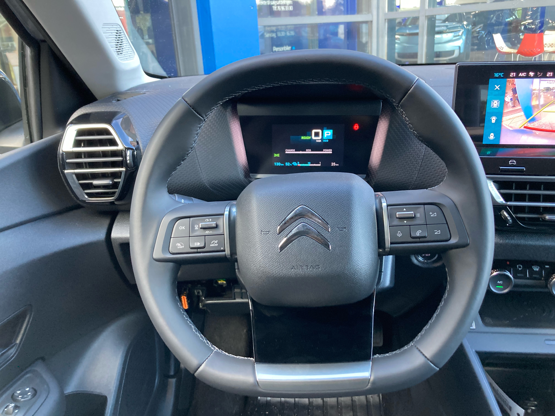 Billede af Citroën e-C4 X EL Max 136HK 5d Aut.