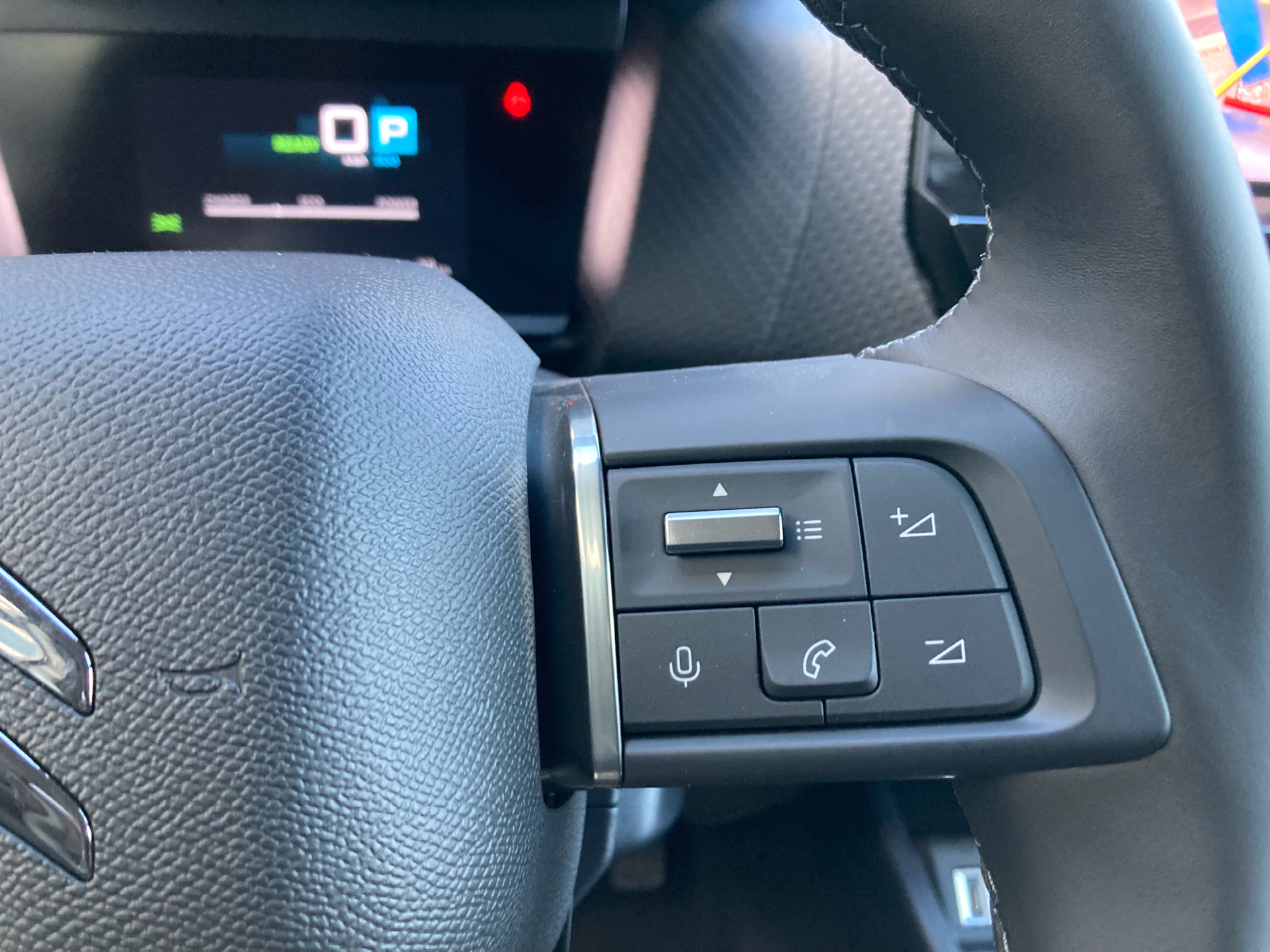Billede af Citroën e-C4 X EL Max 136HK 5d Aut.