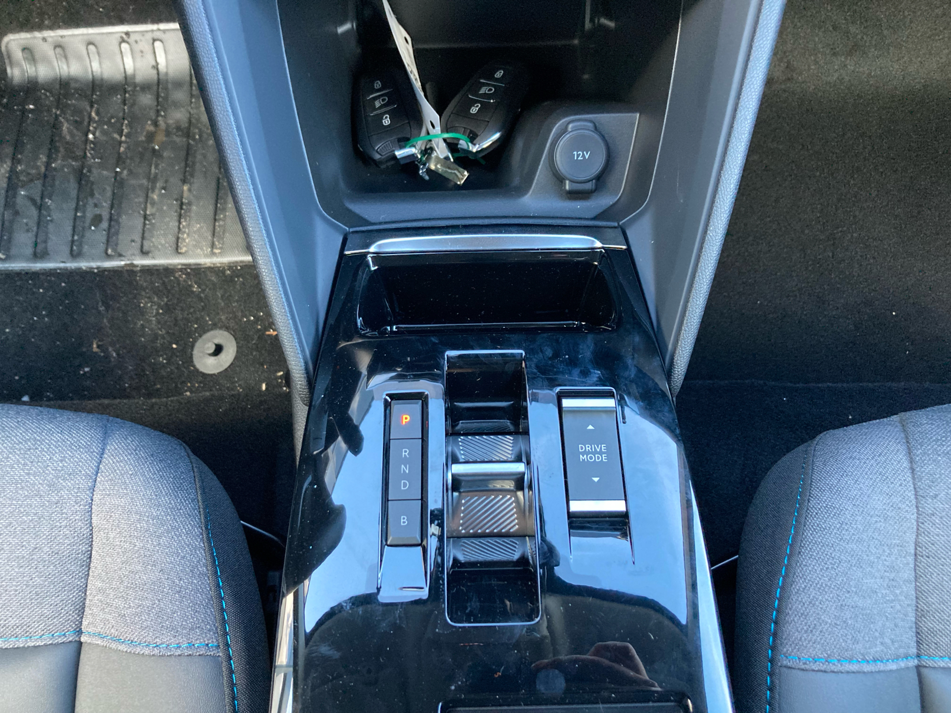 Billede af Citroën e-C4 X EL Max 136HK 5d Aut.