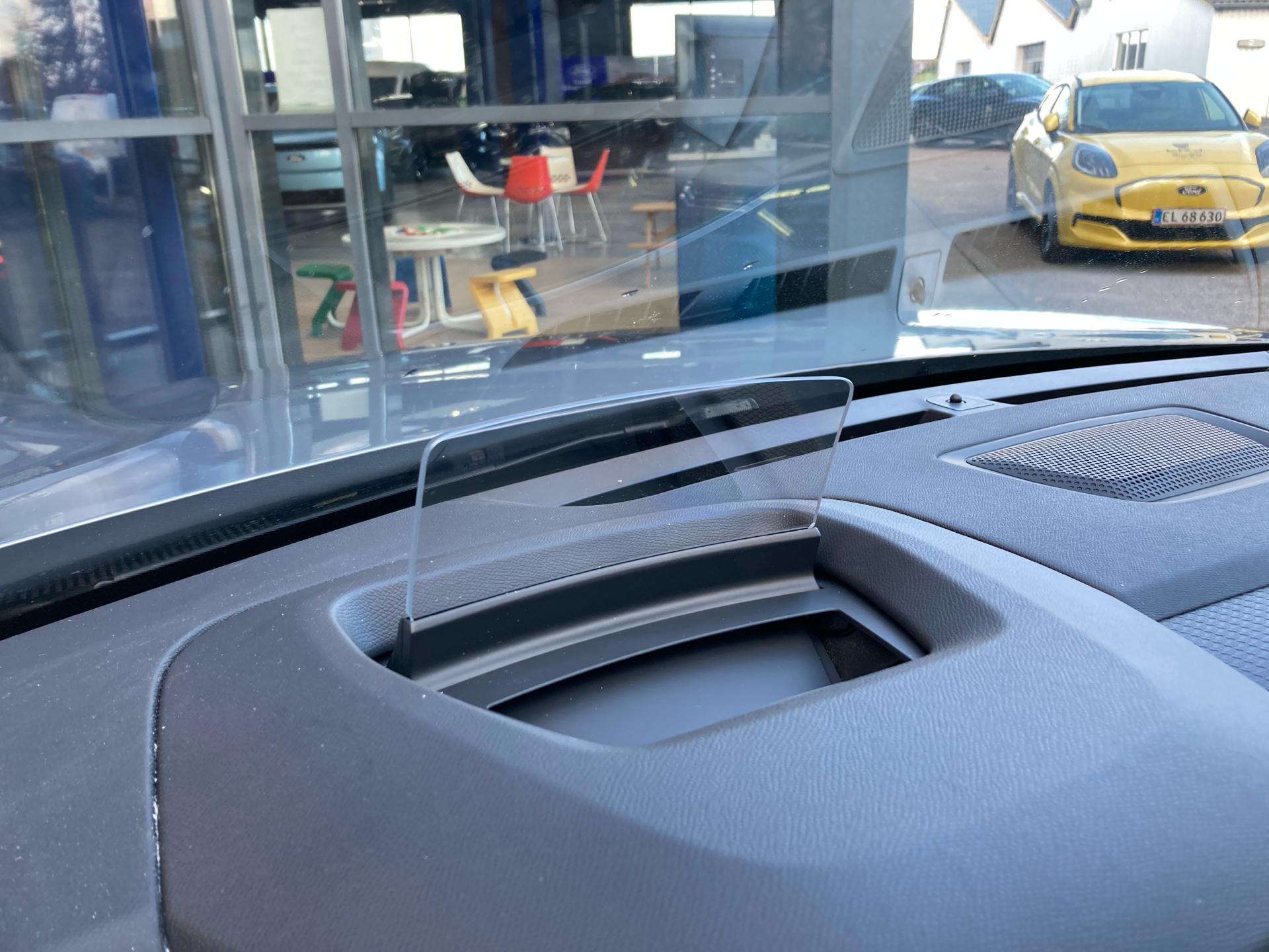 Billede af Citroën e-C4 X EL Max 136HK 5d Aut.