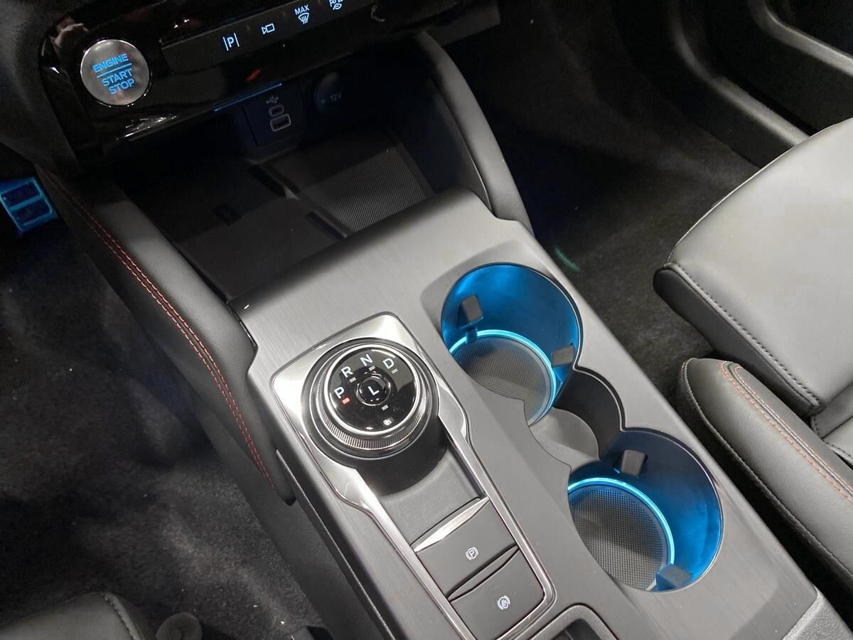 Billede af Ford Kuga 2,5 Plugin-hybrid ST-Line X CVT 243HK 5d Aut.