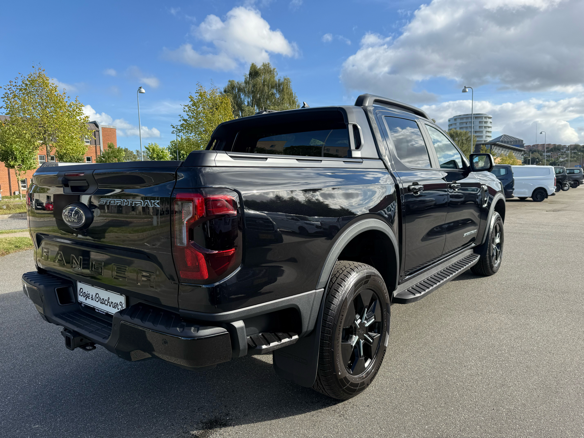 Billede af Ford Ranger 2.3 EcoBoost PHEV Stormtrak Db Cab aut 4d