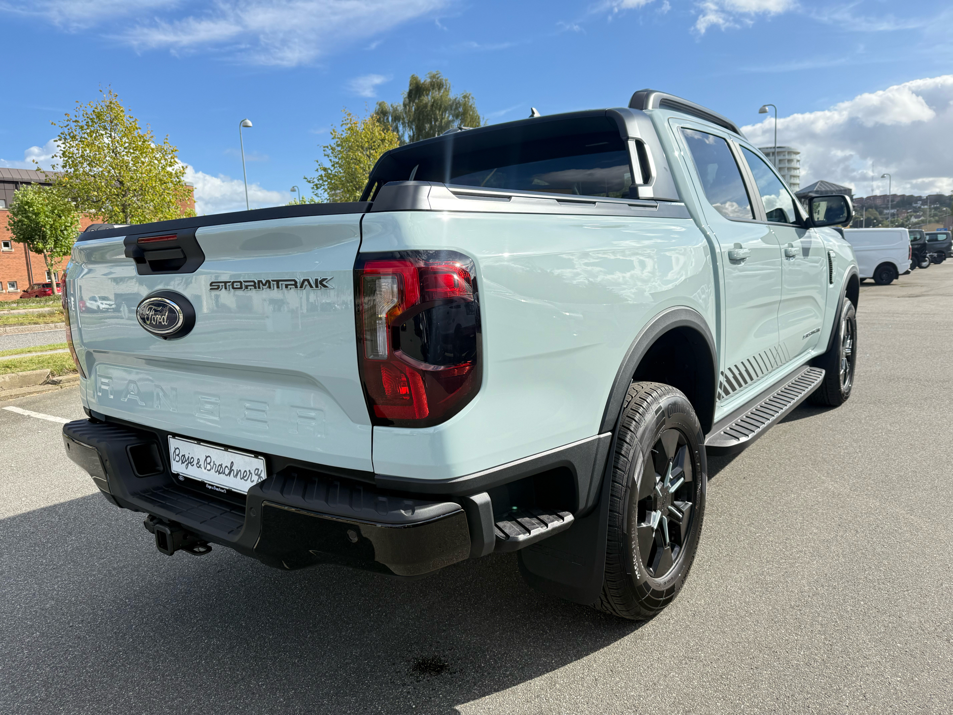 Billede af Ford Ranger 2.3 EcoBoost PHEV Stormtrak Db Cag aut 4d