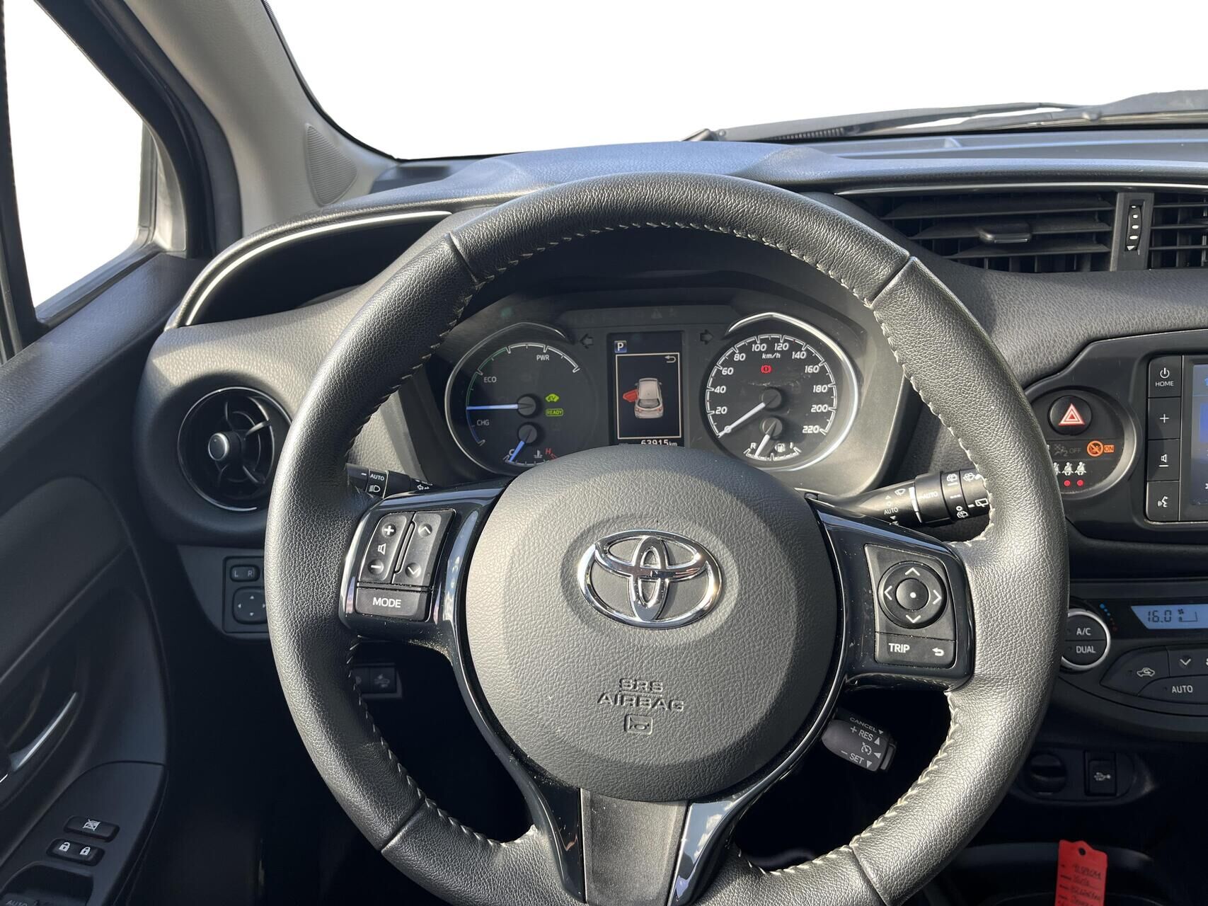 Billede af Toyota Yaris 1,5 Hybrid H2 Limited E-CVT 100HK 5d Trinl. Gear