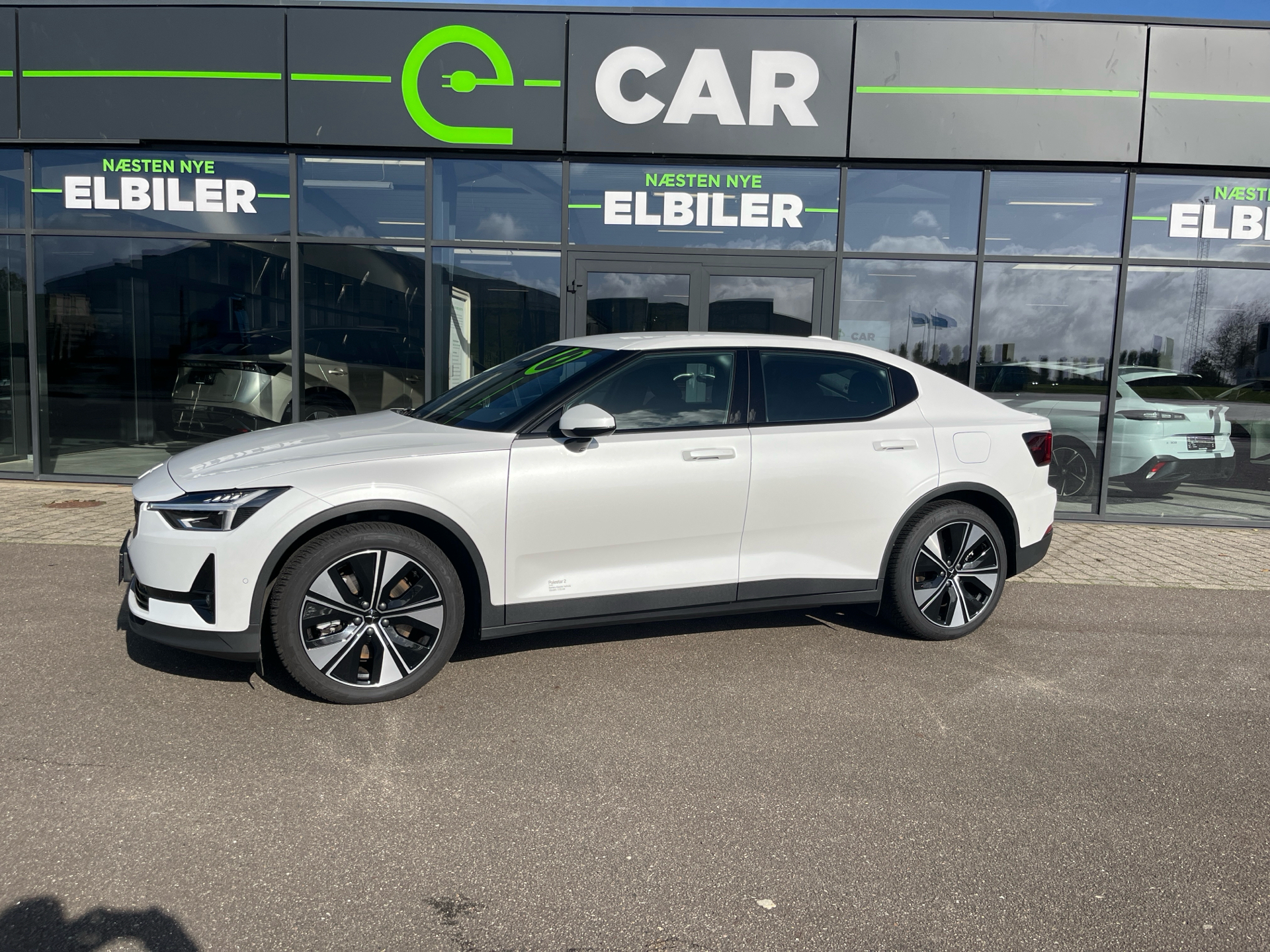 Billede af Polestar 2 EL Long range Single motor 231HK 5d Aut.