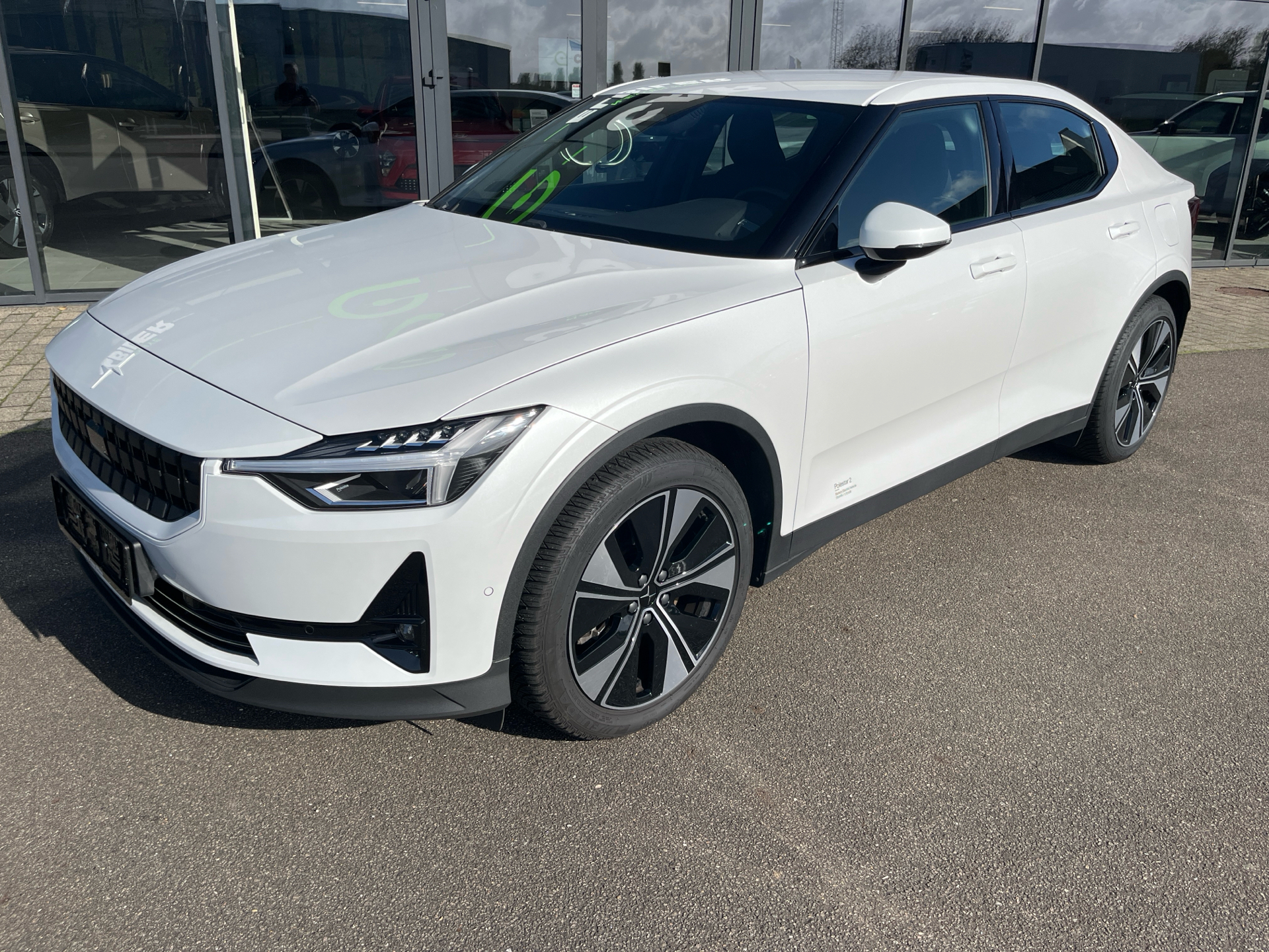 Billede af Polestar 2 EL Long range Single motor 231HK 5d Aut.