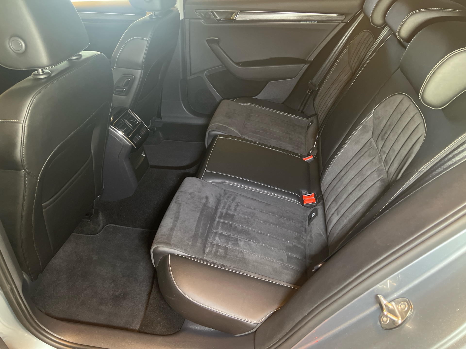 Billede af Skoda Superb Combi 2,0 TDI AdBlue Business Executive DSG 150HK Stc 7g Aut.