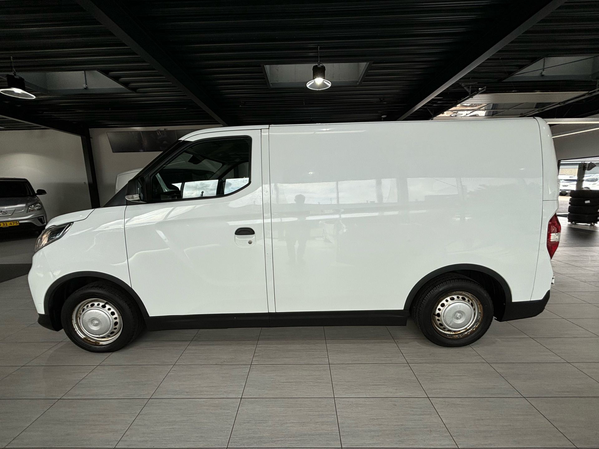 Billede af Maxus e-Deliver 3 EL 122HK Van Trinl. Gear