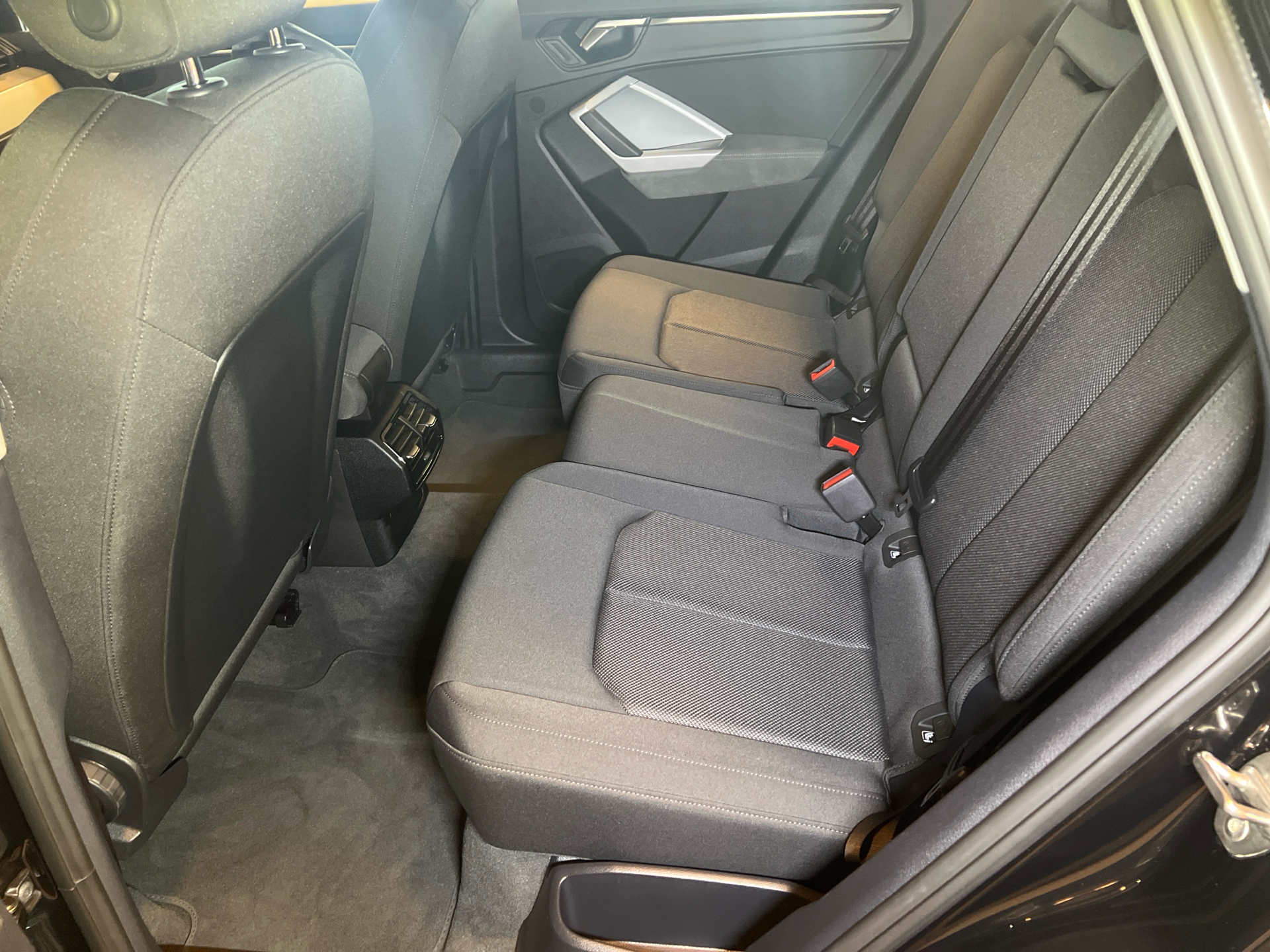 Billede af Audi Q3 1,4 45 TFSI e  Plugin-hybrid Attitude Plus S Tronic 245HK 5d 6g Aut.