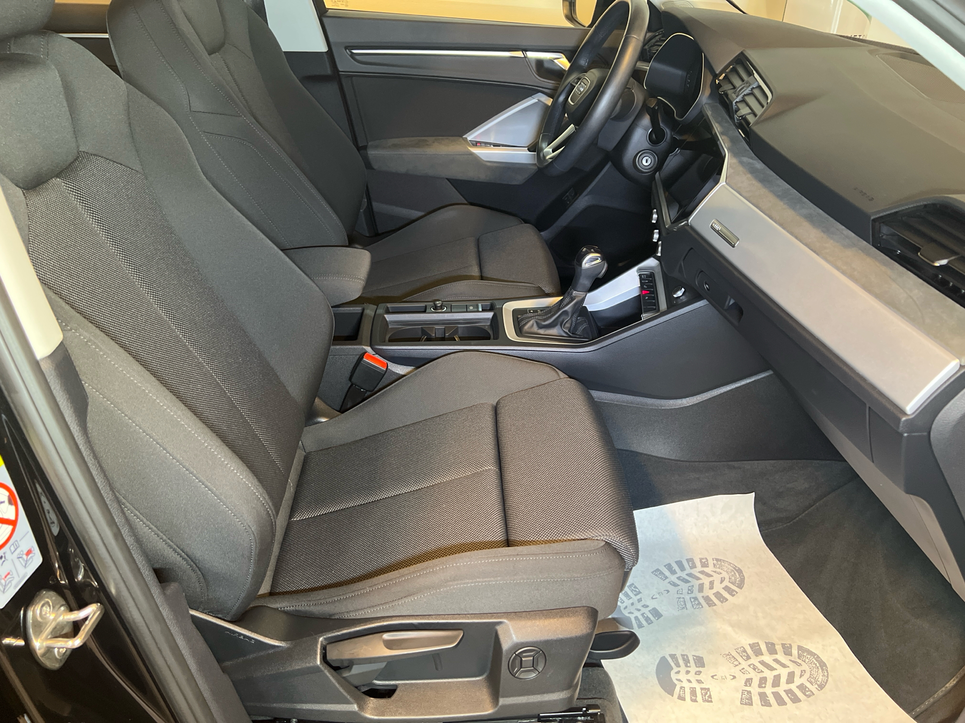Billede af Audi Q3 1,4 45 TFSI e  Plugin-hybrid Attitude Plus S Tronic 245HK 5d 6g Aut.