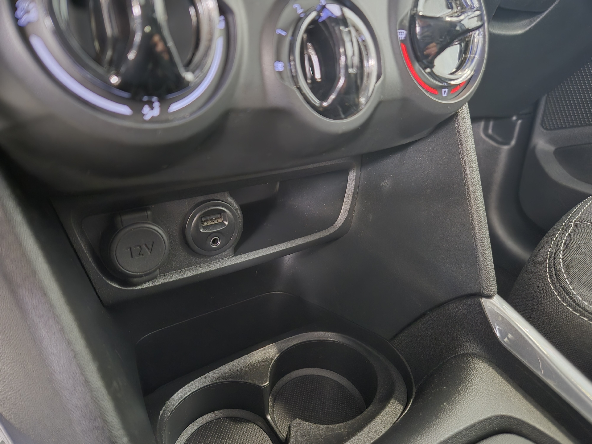 Billede af Peugeot 2008 1,6 BlueHDi Chili 100HK