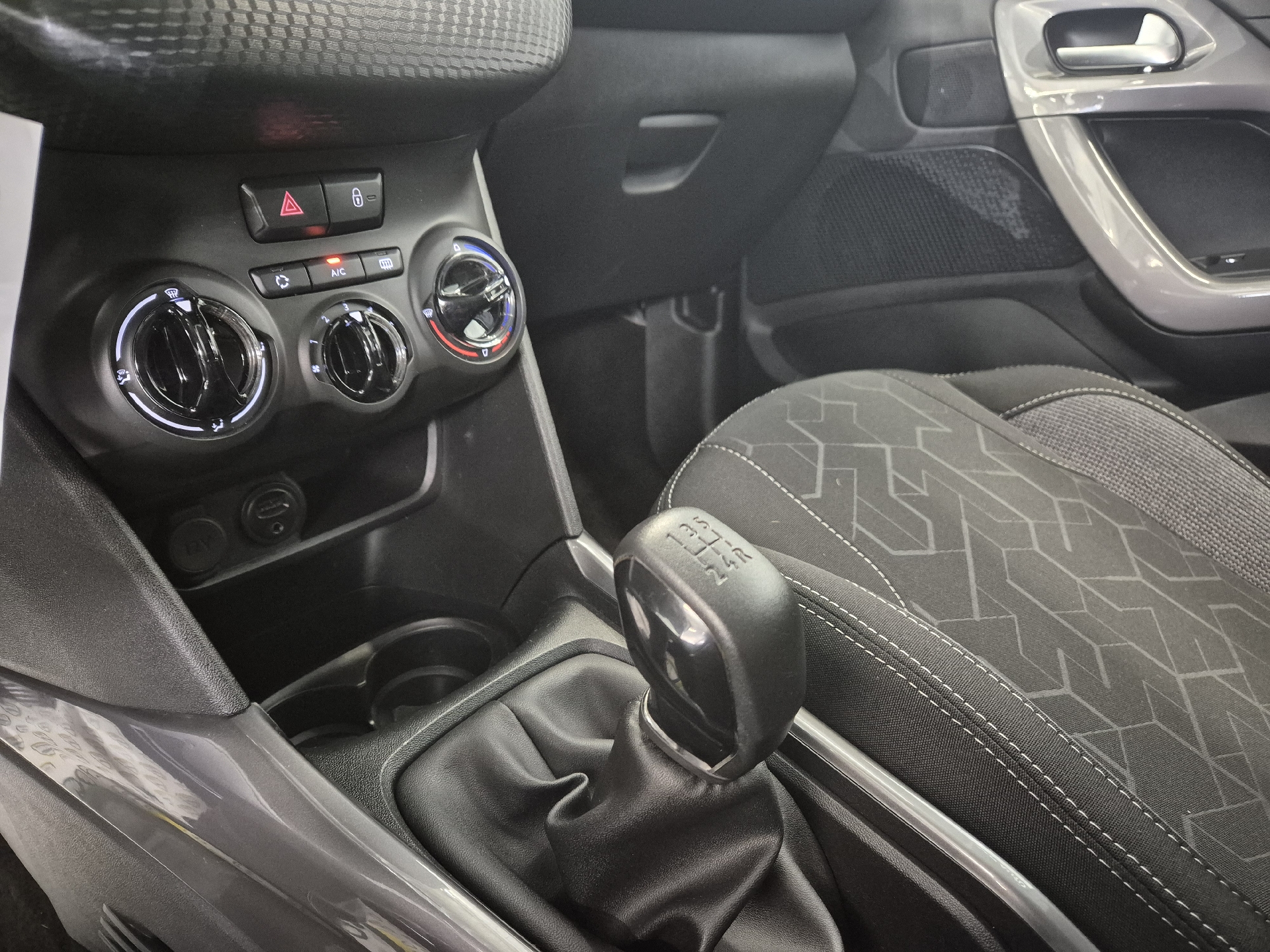 Billede af Peugeot 2008 1,6 BlueHDi Chili 100HK