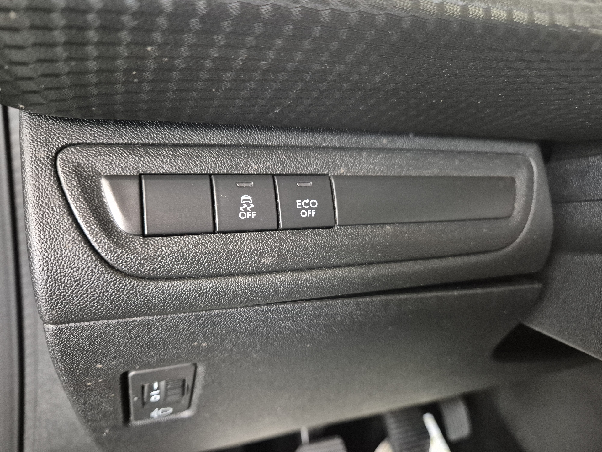 Billede af Peugeot 2008 1,6 BlueHDi Chili 100HK