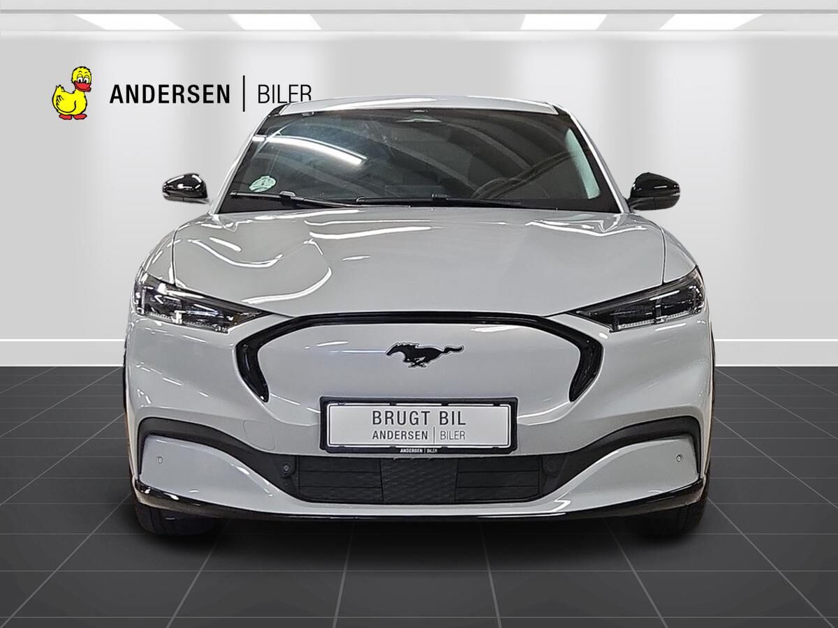 Billede af Ford Mustang Mach-E EL UR AWD 351HK 5d Aut.