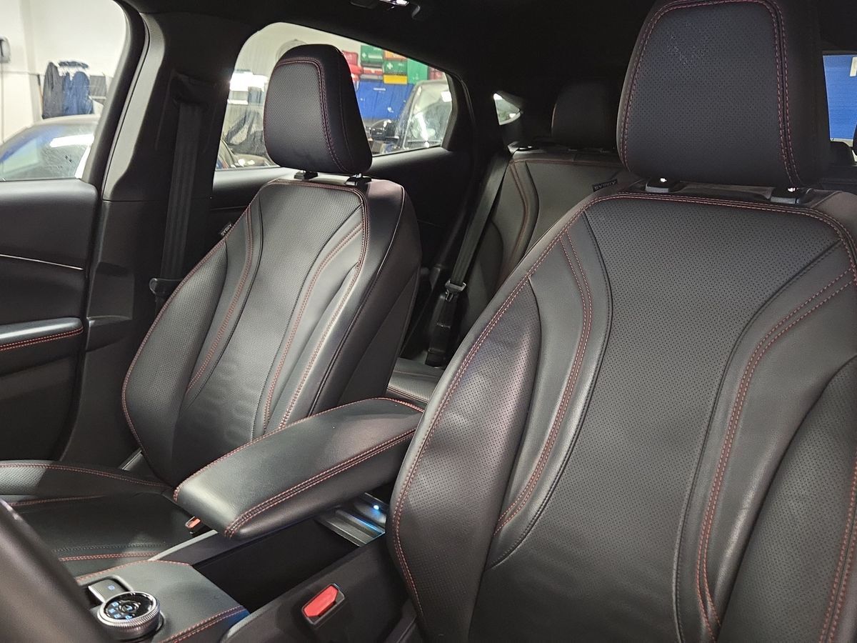 Billede af Ford Mustang Mach-E EL UR AWD 351HK 5d Aut.