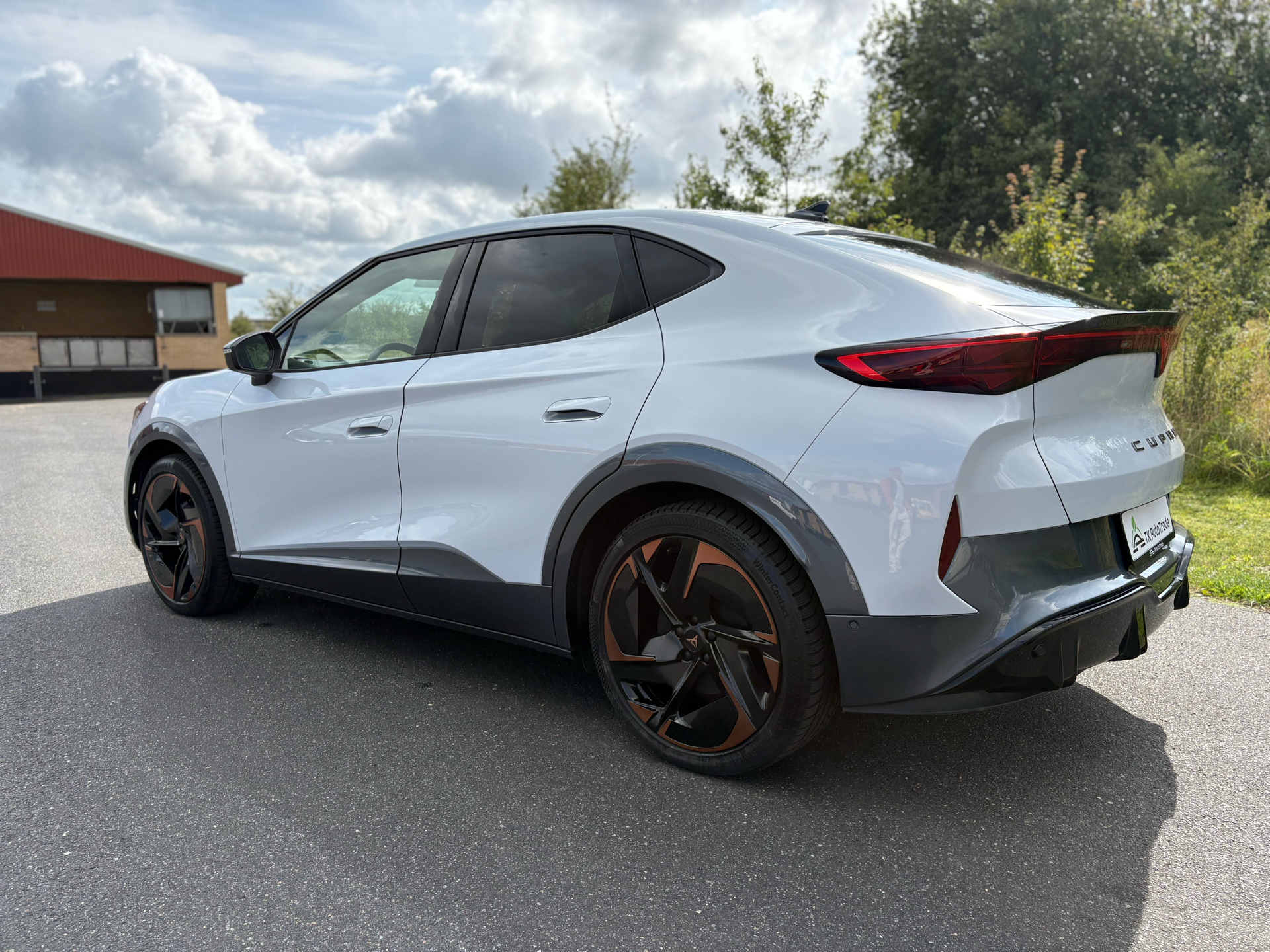 Billede af Cupra Tavascan EL VZ Adrenaline 4X4 340HK 5d Aut.
