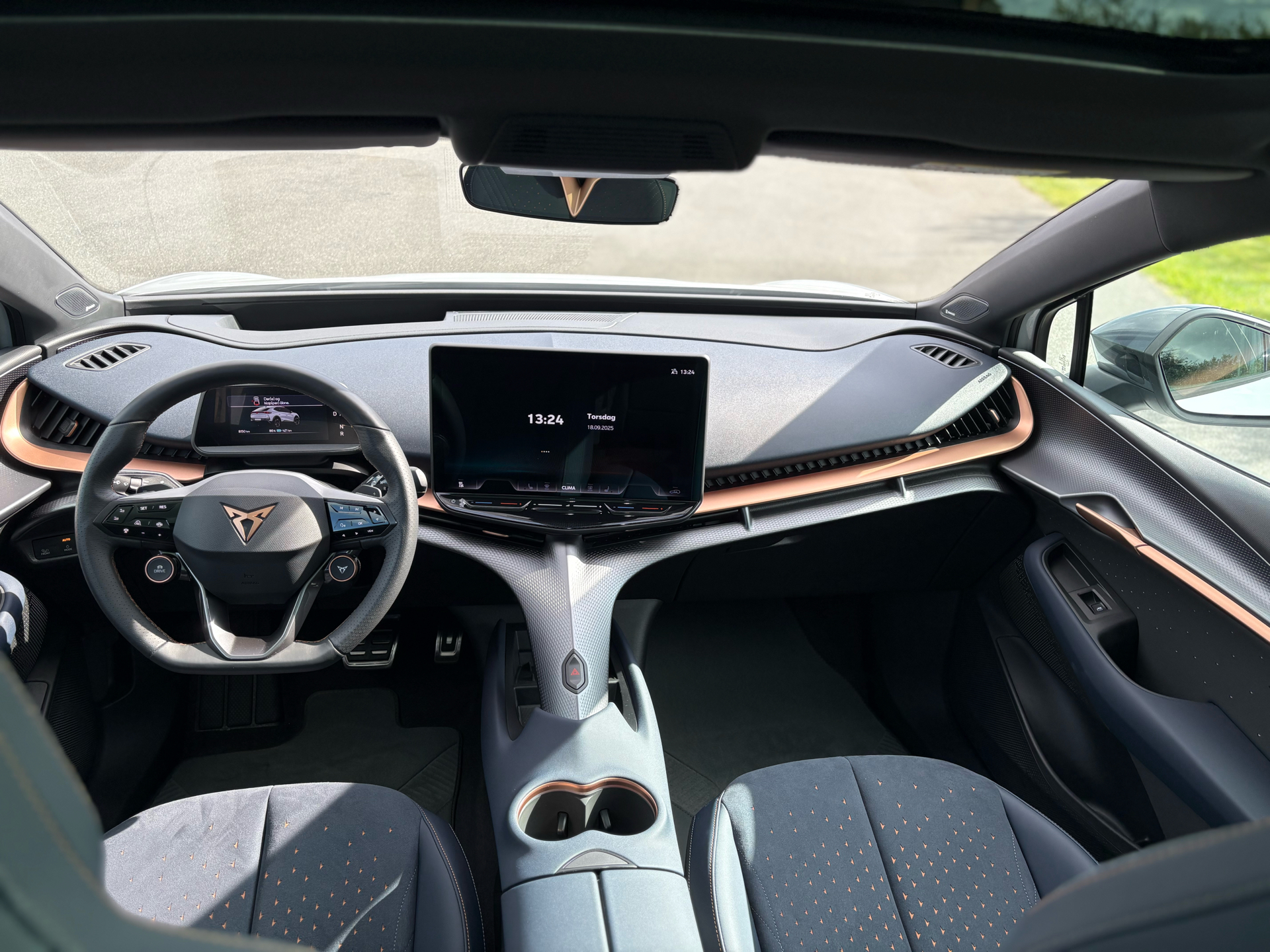 Billede af Cupra Tavascan EL VZ Adrenaline 4X4 340HK 5d Aut.