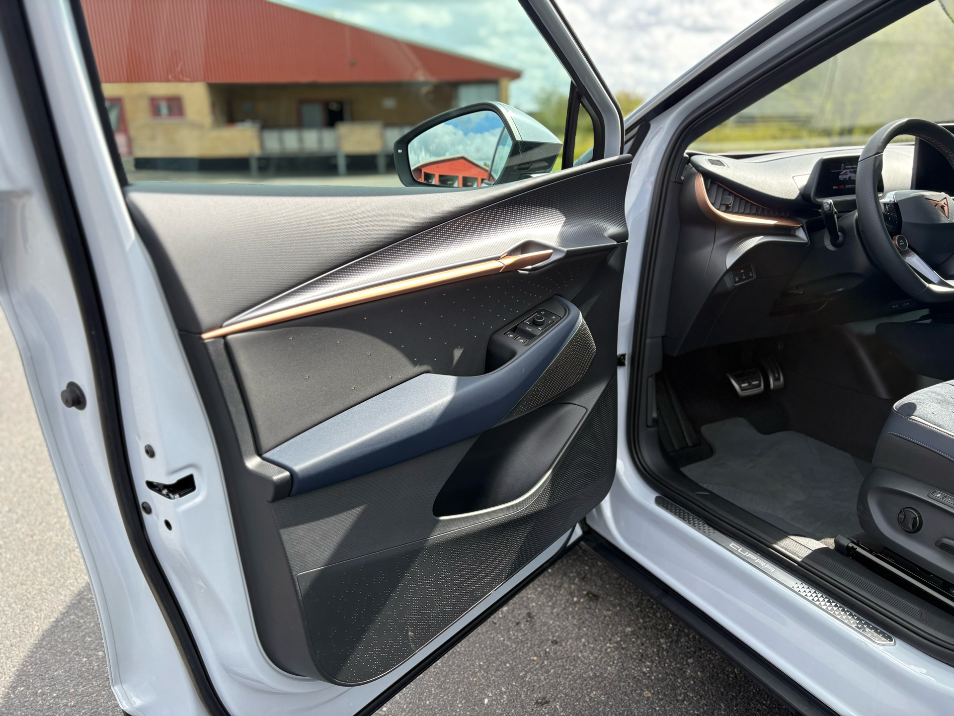 Billede af Cupra Tavascan EL VZ Adrenaline 4X4 340HK 5d Aut.