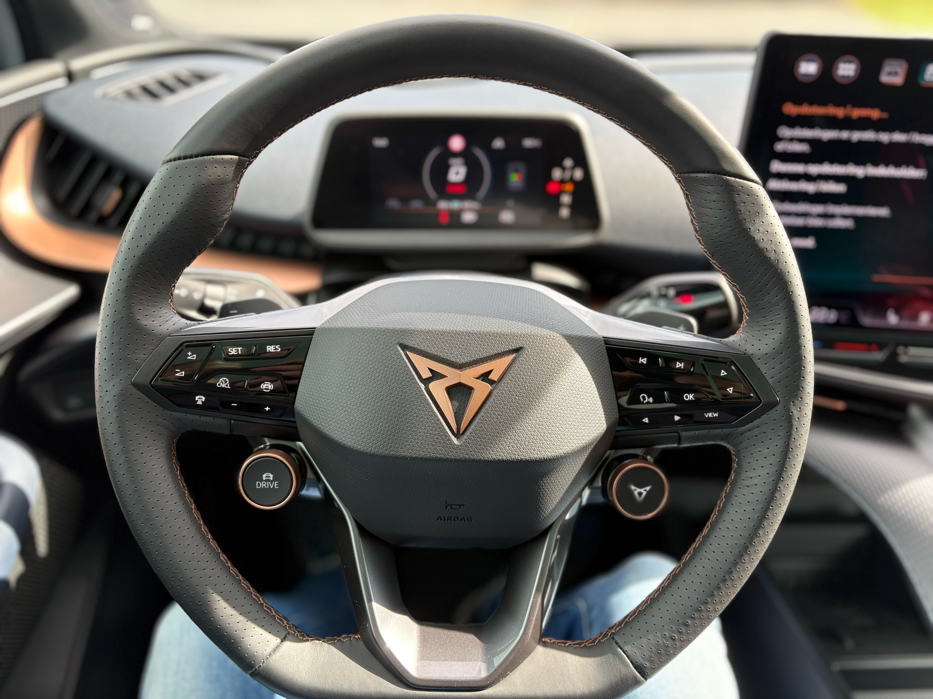 Billede af Cupra Tavascan EL VZ Adrenaline 4X4 340HK 5d Aut.