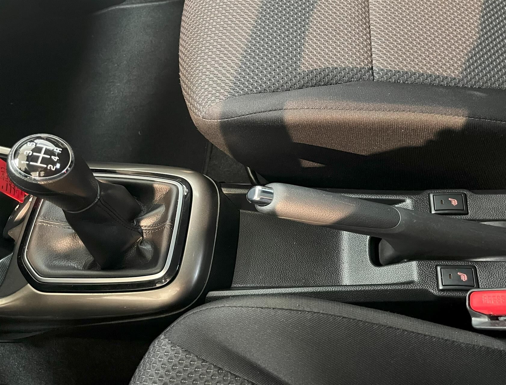 Billede af Suzuki Ignis 1,2 Dualjet Adventure Gold 90HK 5d