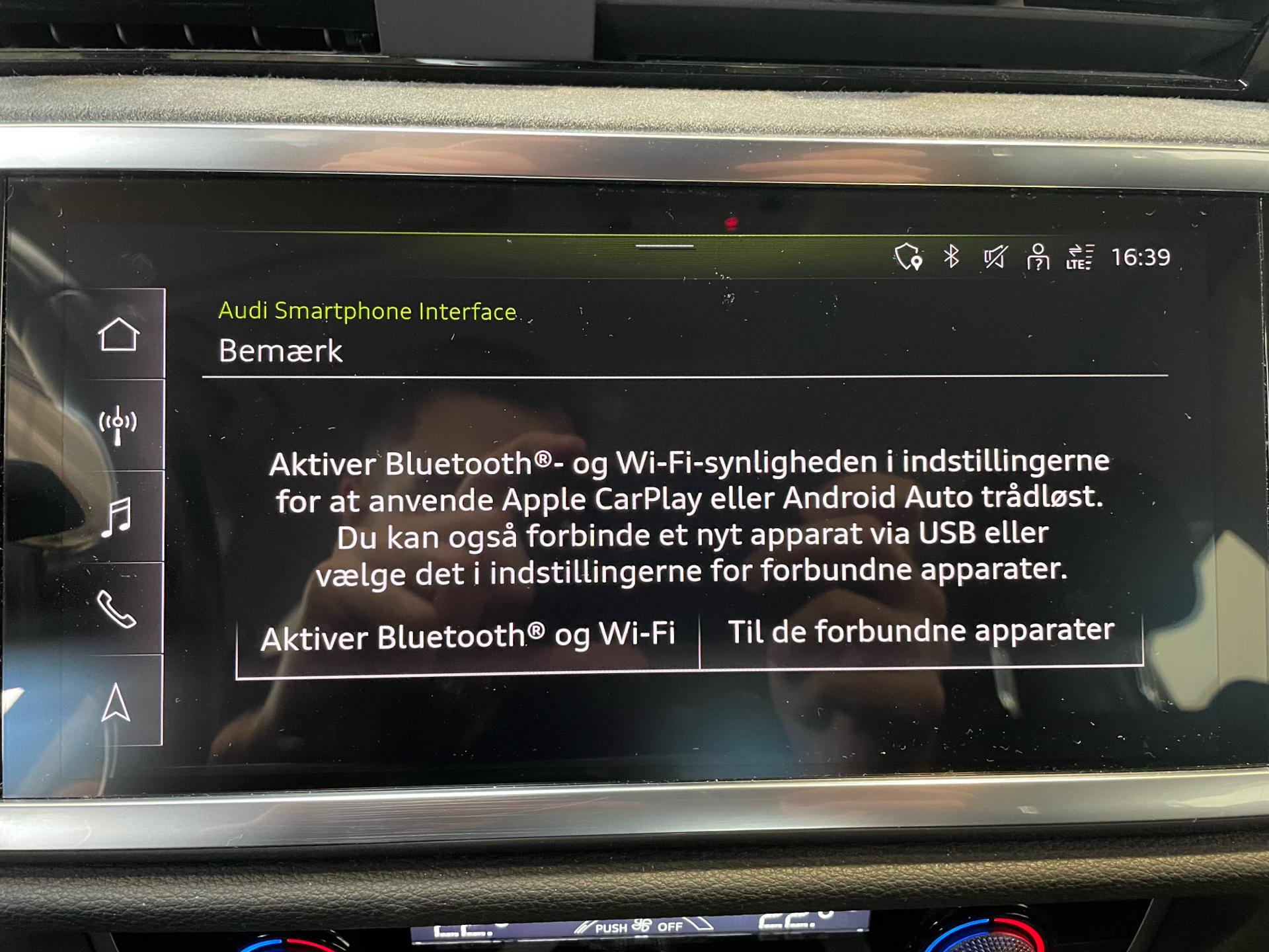 Billede af Audi Q3 1,4 45 TFSI e  Plugin-hybrid Attitude Plus S Tronic 245HK 5d 6g Aut.