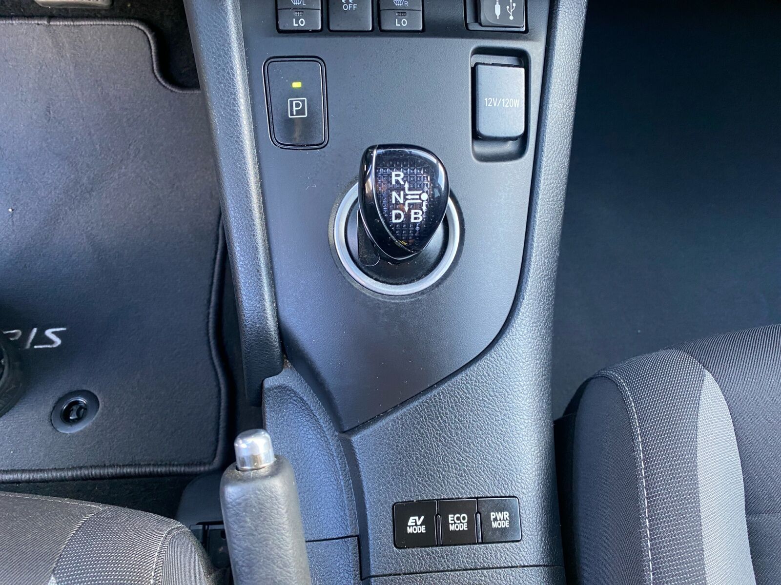 Billede af Toyota Auris Touring Sports 1,8 Hybrid H2 Comfort 136HK Stc Aut.