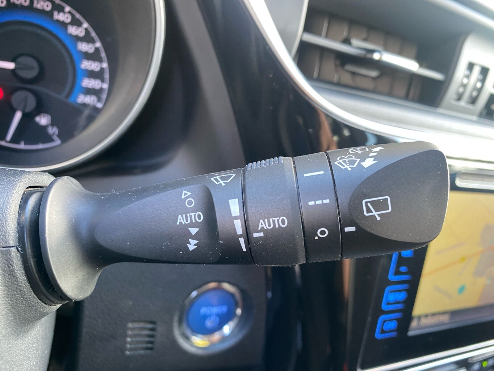 Billede af Toyota Auris Touring Sports 1,8 Hybrid H2 Comfort 136HK Stc Aut.