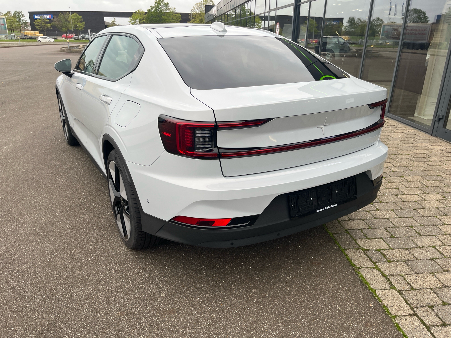 Billede af Polestar 2 EL Long Range AWD 408HK 5d Aut.