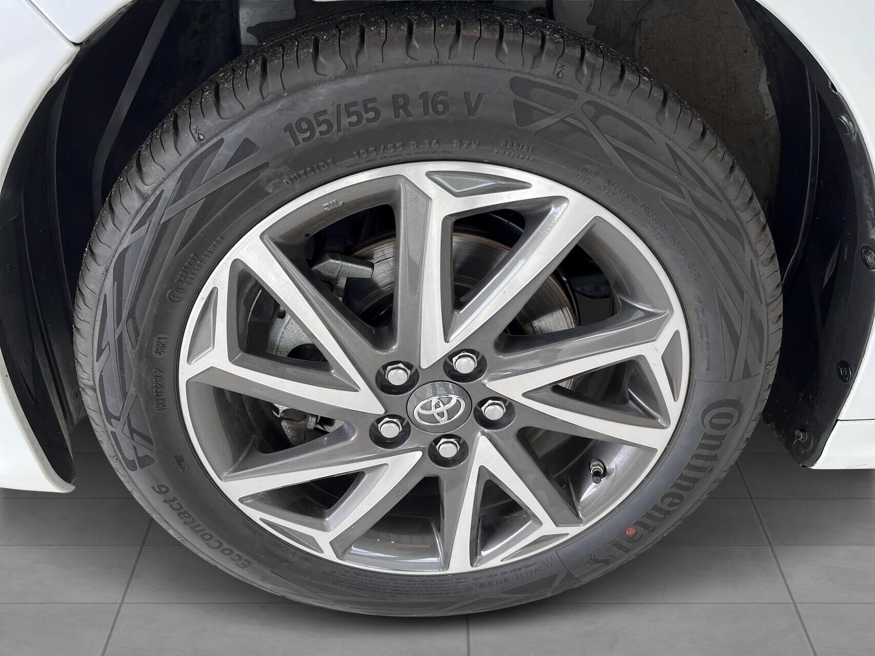 Billede af Toyota Yaris 1.5 Hybrid (116 hk) aut. gear Style Technology