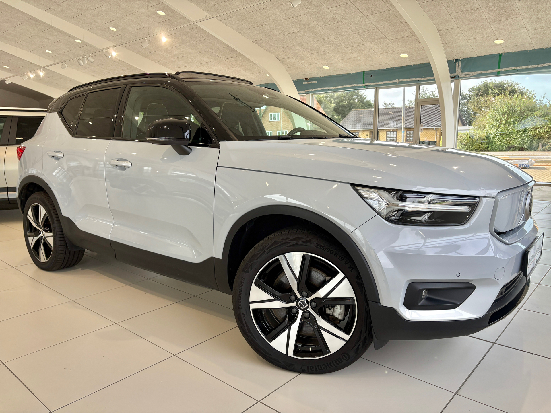 Billede af Volvo XC40 P8 Recharge Twin R-design AWD 408HK 5d Aut.