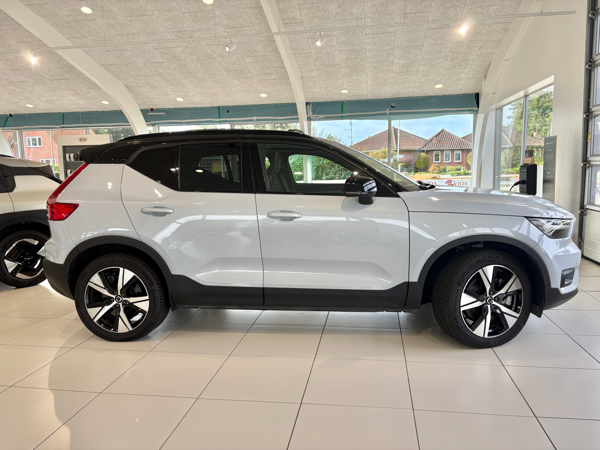Billede af Volvo XC40 P8 Recharge Twin R-design AWD 408HK 5d Aut.