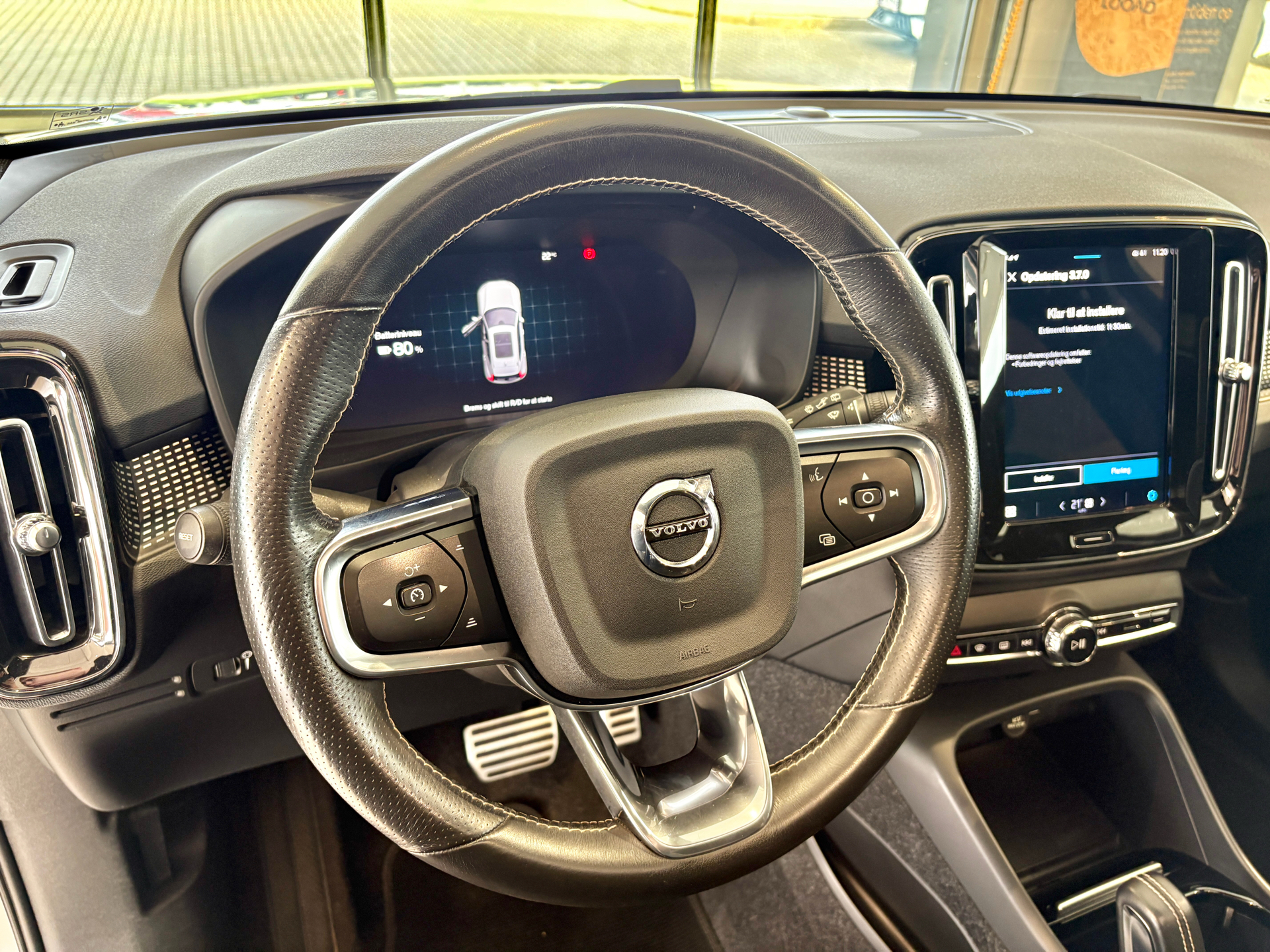 Billede af Volvo XC40 P8 Recharge Twin R-design AWD 408HK 5d Aut.